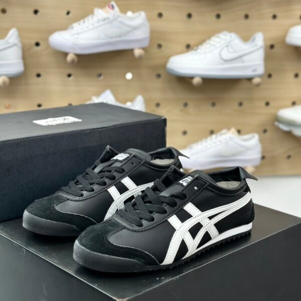 ```NK Mexico 66 - Sneakers```