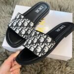 CD Dway Slides Oblique Canvas – Slides