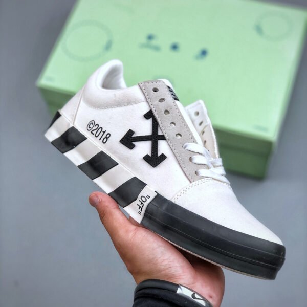 OW Vulcanized Low Top - Sneakers