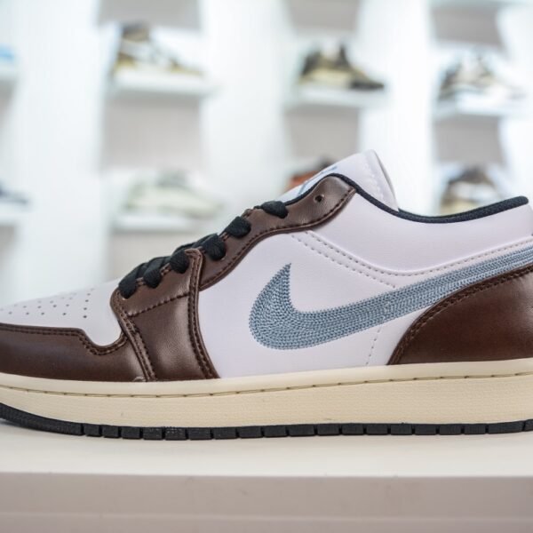 NK Air Jordan 1 Low Travis Scott Reverse Mocha - Sneakers