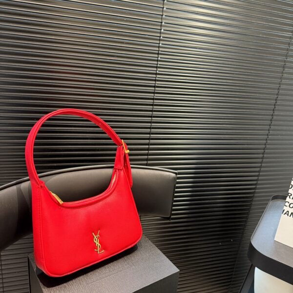YSL Le 5 à 7 Hobo - Bag