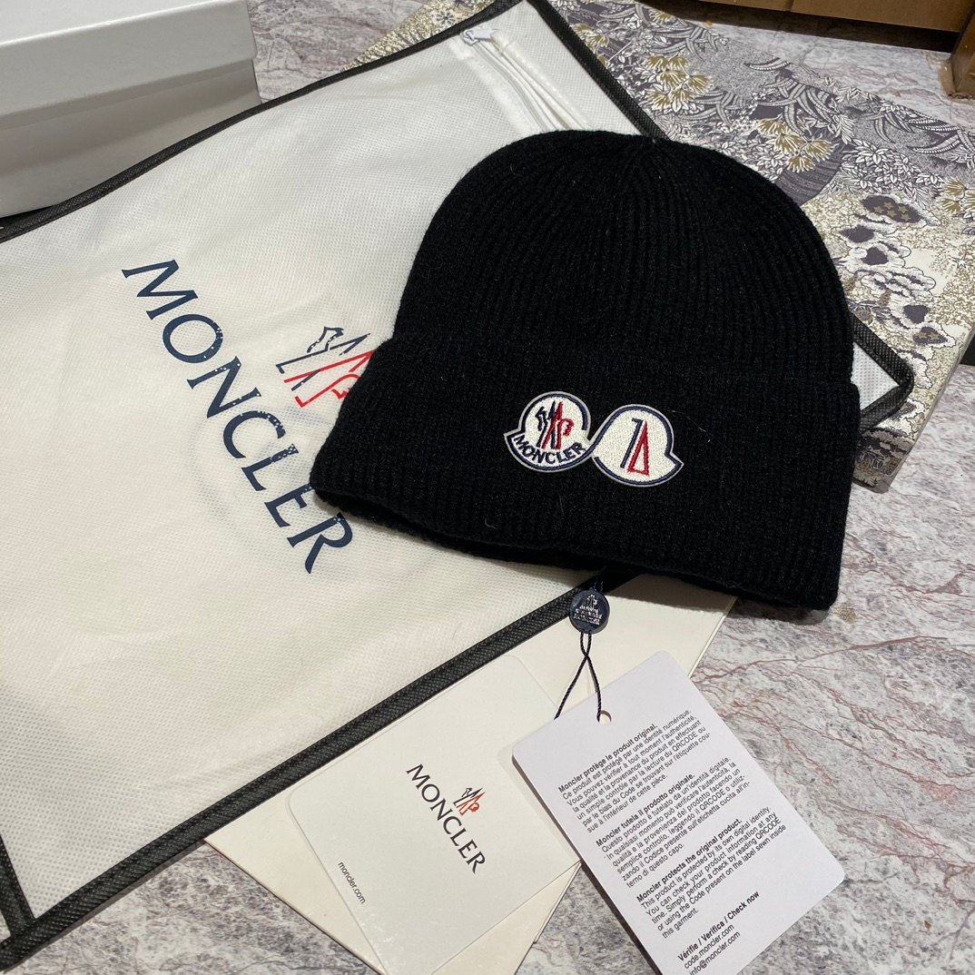 MCL Logo Beanie Wool - Hat - Image 2