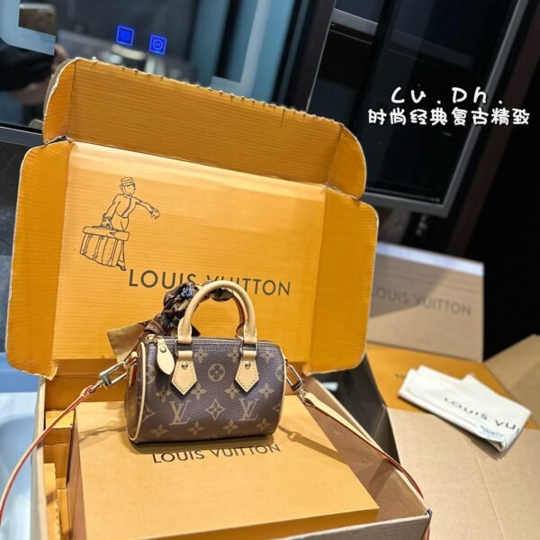 LV Speedy Bandoulière 20 Monogram - Bag