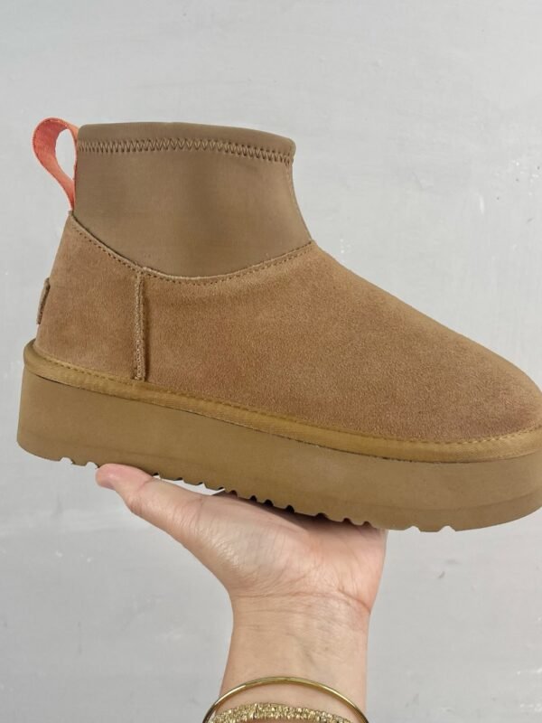 UGG Classic Ultra Mini Platform – Stiefel