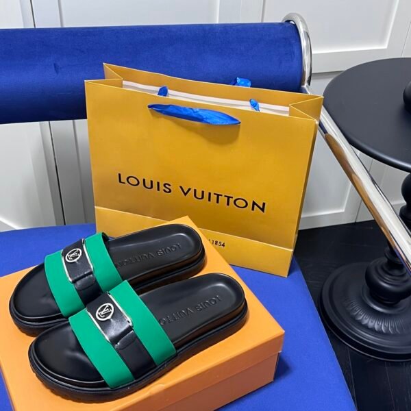 LV Waterfront - Slides