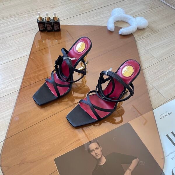 YSL Opyum - Heels