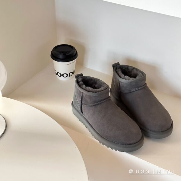UGG Classic Ultra Mini - Boots
