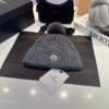 MCL Pom Pom Beanie Grey Wool - Hat – Red · Ref. AC2514