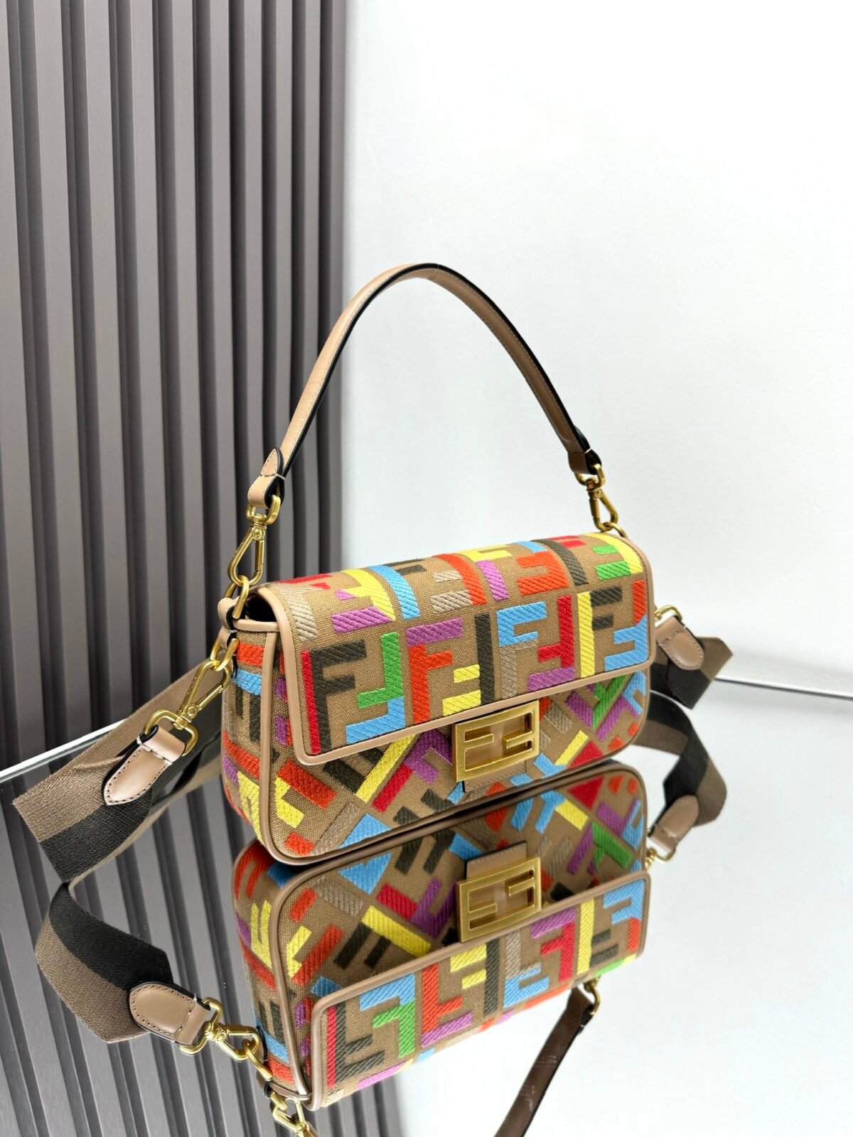 FD Baguette Multicolor Multicolor Canvas – Bag — 2