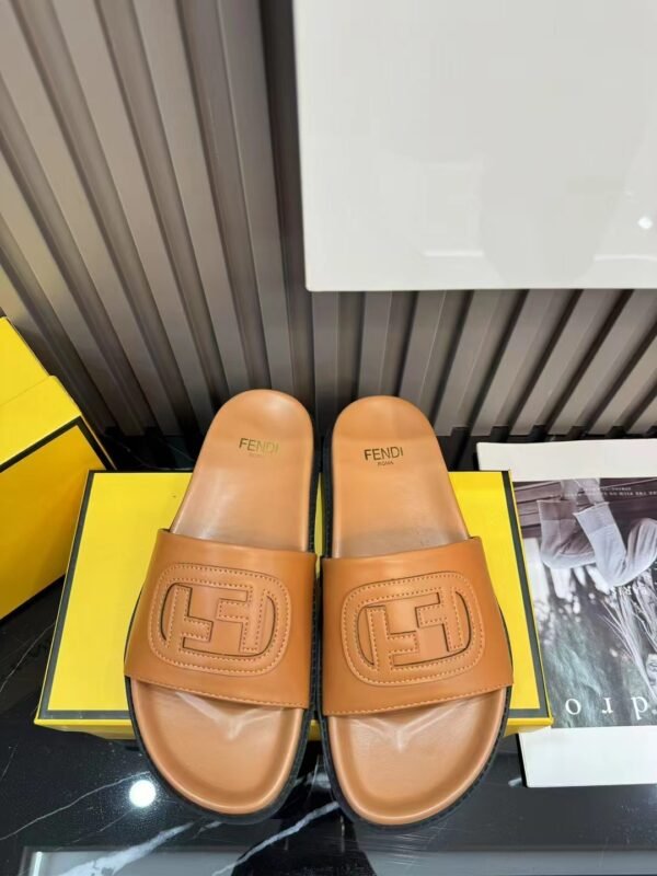FD FF Logo Slides – Claquettes