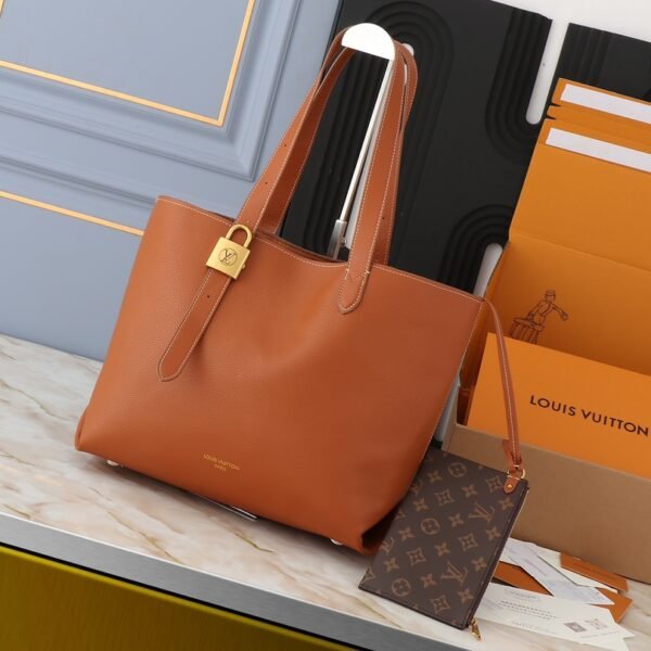 LV Lockme Shopper - Bag
