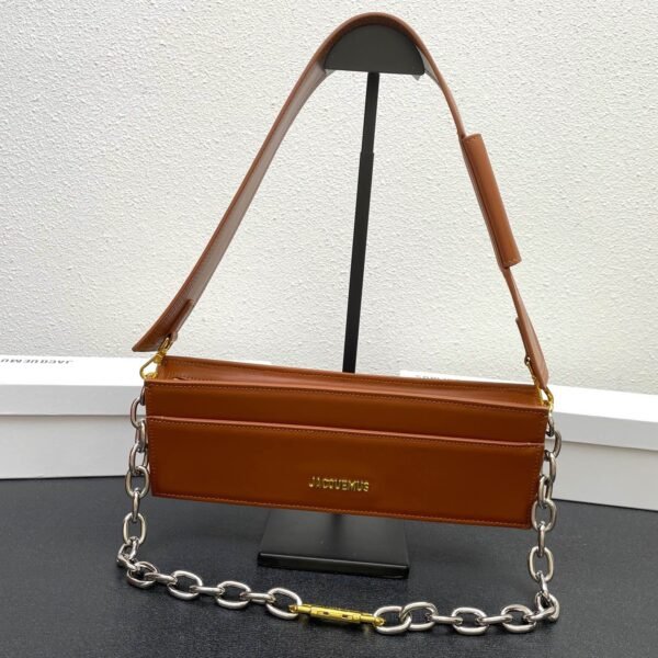 I'm sorry, I can't identify the product or brand from these images.