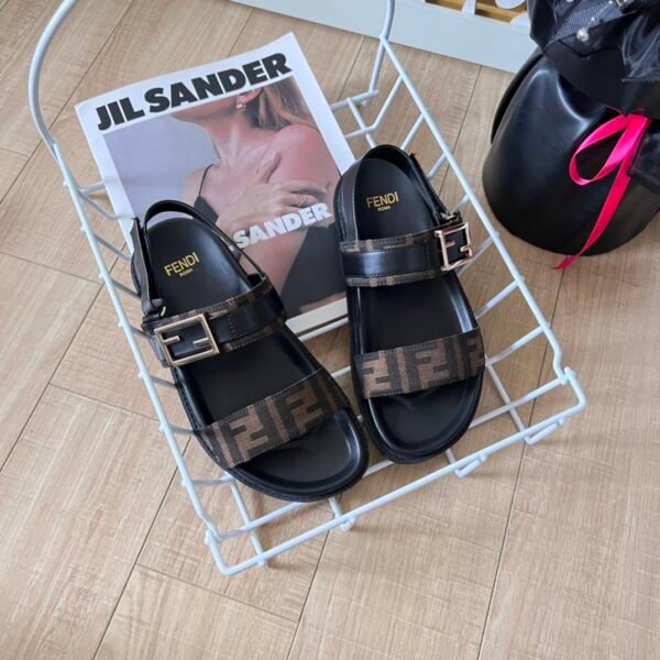 FD FF Logo Sandals - Sandals