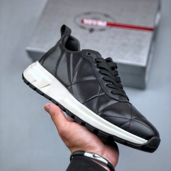 PR Cloudbust Thunder Black Leather - Sneakers