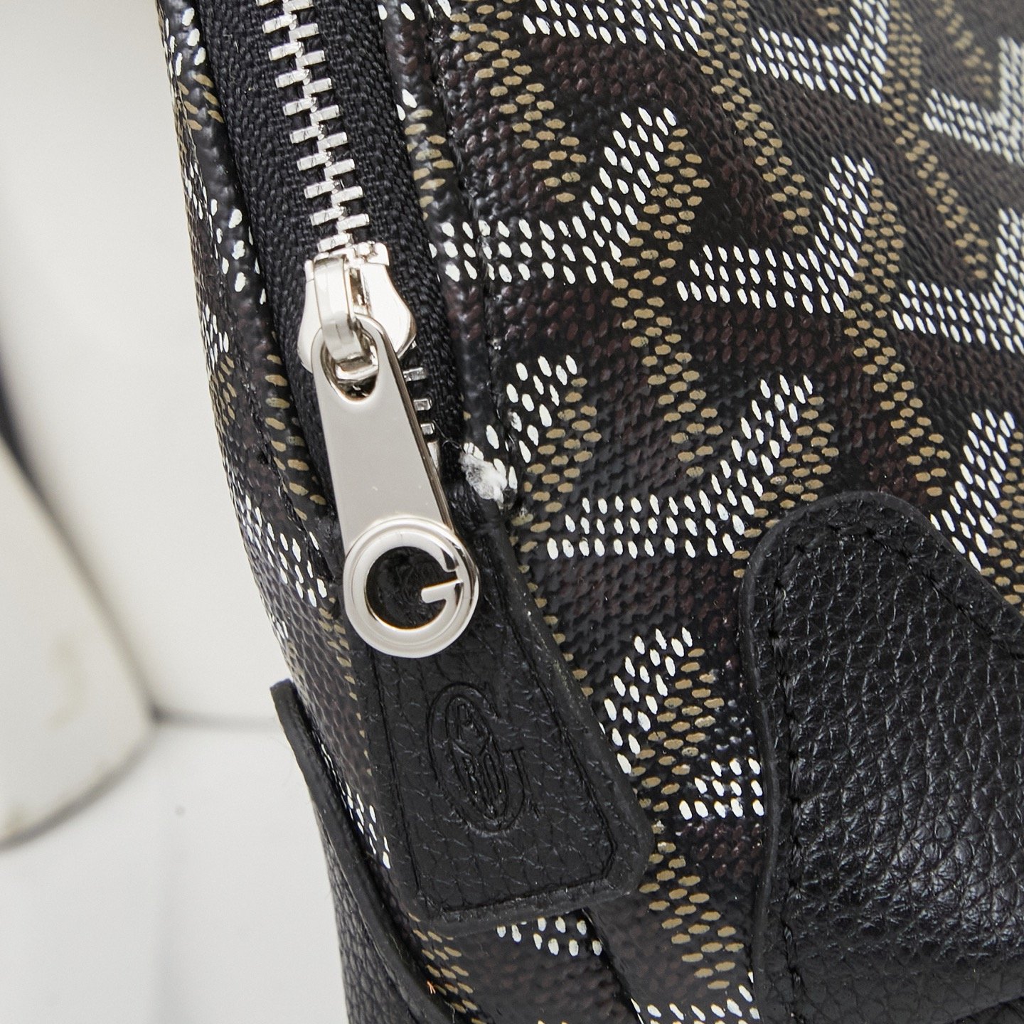 GYD Vendome Black Chevron Canvas - Bag - Image 6