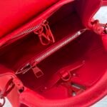 LV Capucines – Borsa